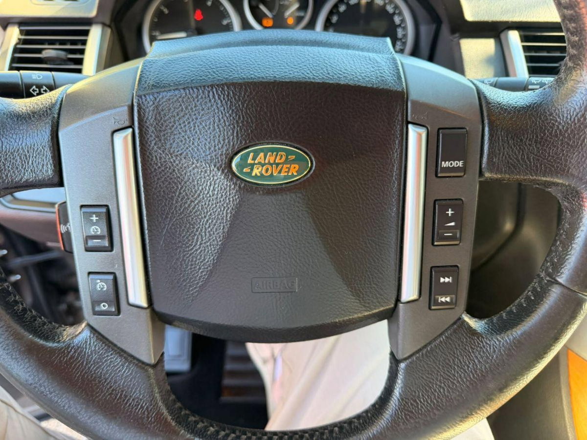 Land Rover Range Rover Sport 2.7 TDV6 HSE (15)
