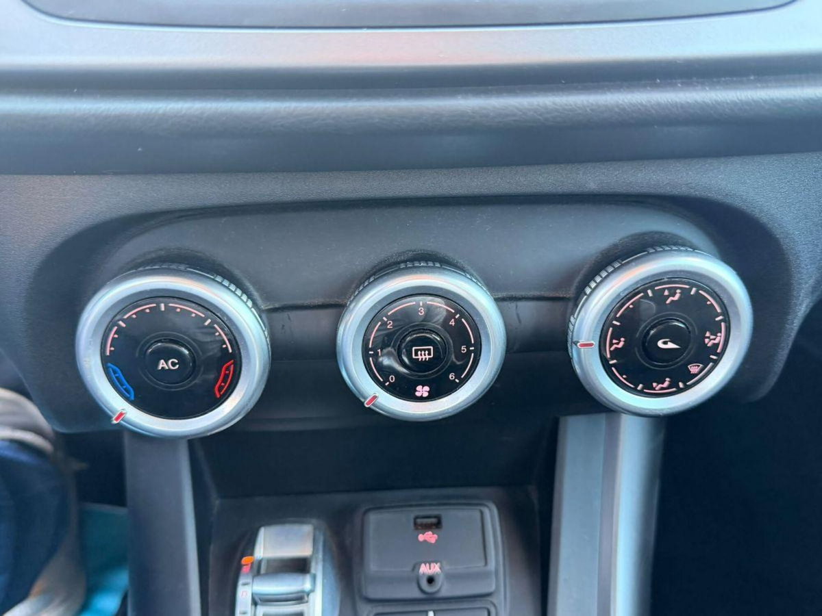 Alfa Romeo Giulietta 1.4 tb Progression 105cv (12)