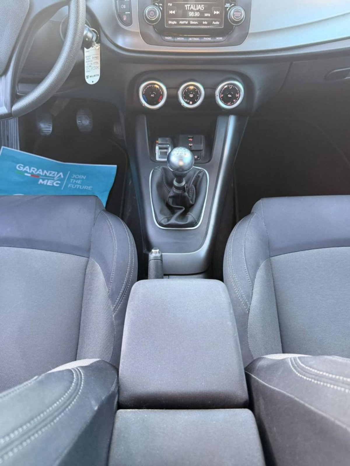 Alfa Romeo Giulietta 1.4 tb Progression 105cv (16)