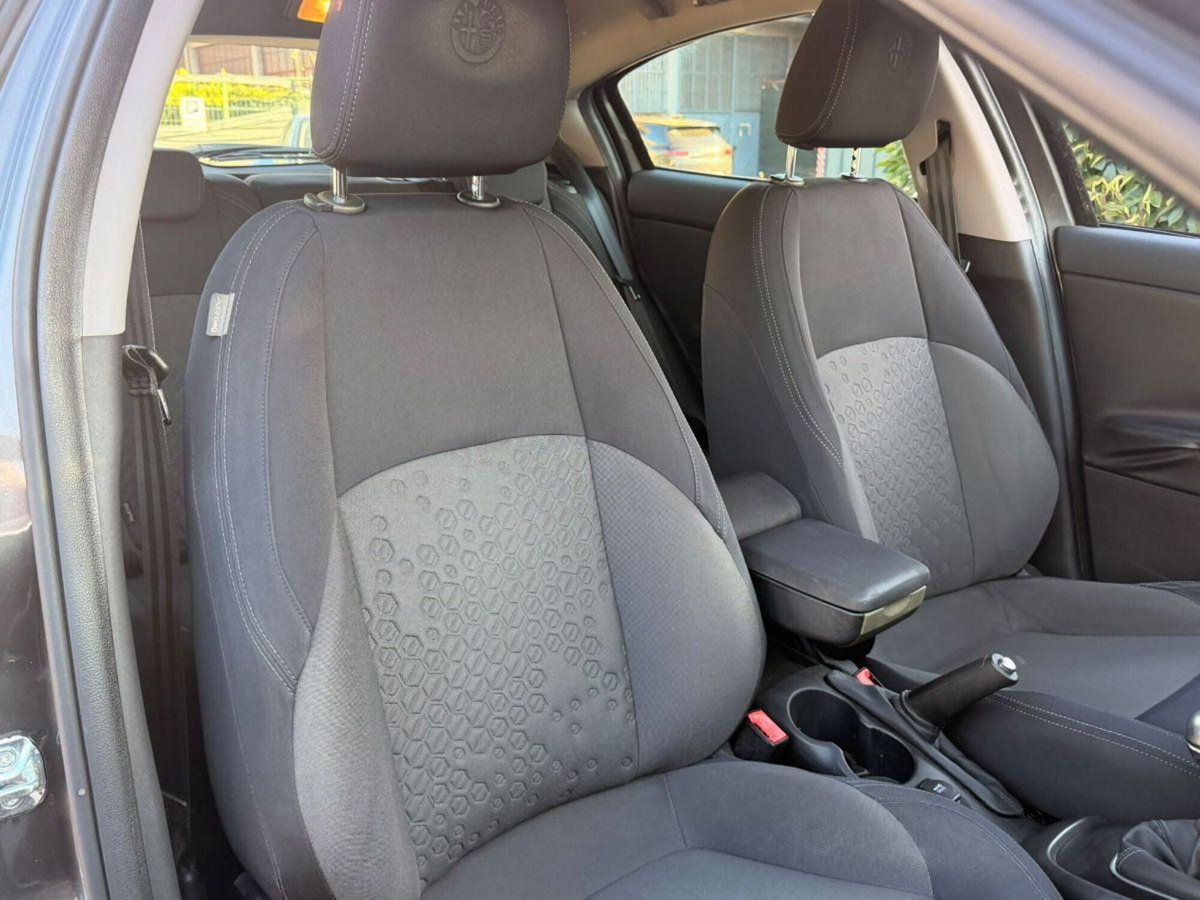 Alfa Romeo Giulietta 1.4 tb Progression 105cv (20)