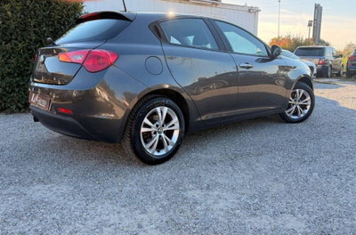 Alfa Romeo Giulietta 1.4 tb Progression 105cv (4)