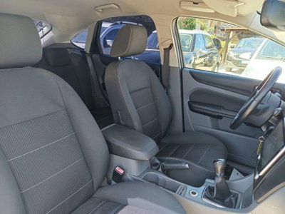 Ford Focus 1.6 TDCi (90CV) 5p. Ikon (16)