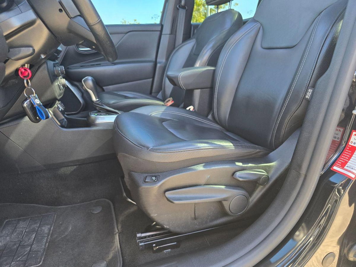 Jeep Renegade 1.6 Mjt DDCT 120 CV Limited (12)