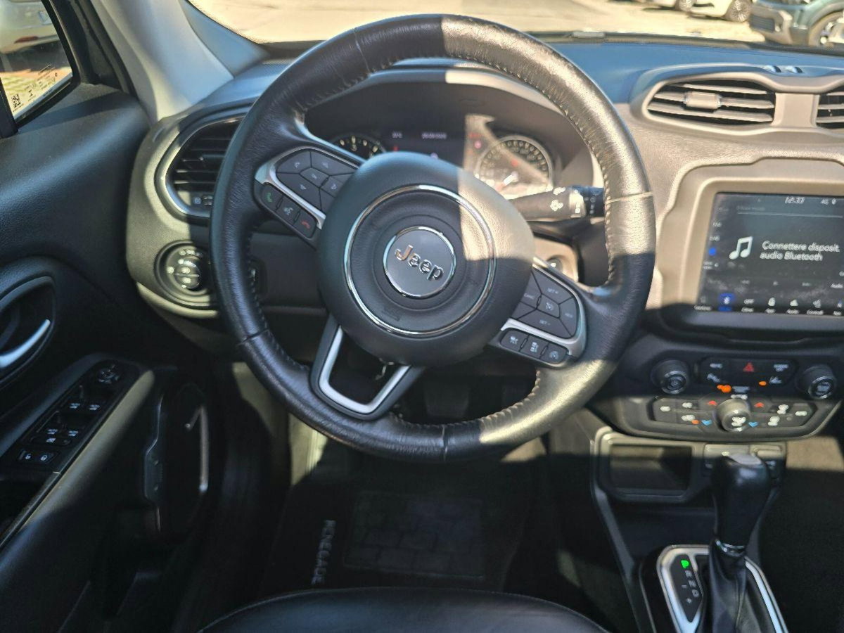 Jeep Renegade 1.6 Mjt DDCT 120 CV Limited (16)