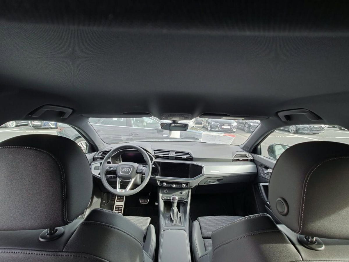 Audi Q3 Sportback 35 TDI S line edition (4)
