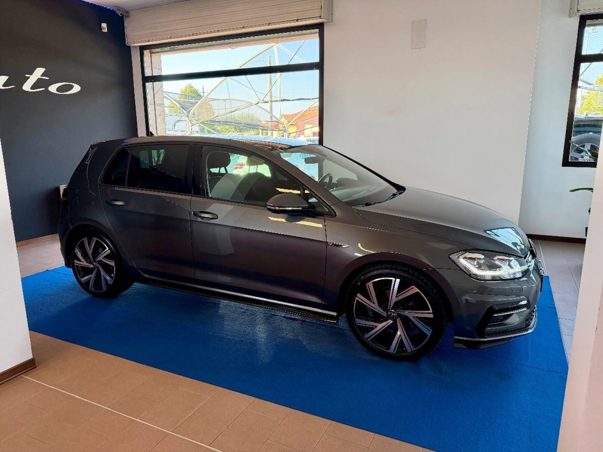 Volkswagen Golf 2.0 TDI DSG 5p. Highline BlueMotion Technology (4)