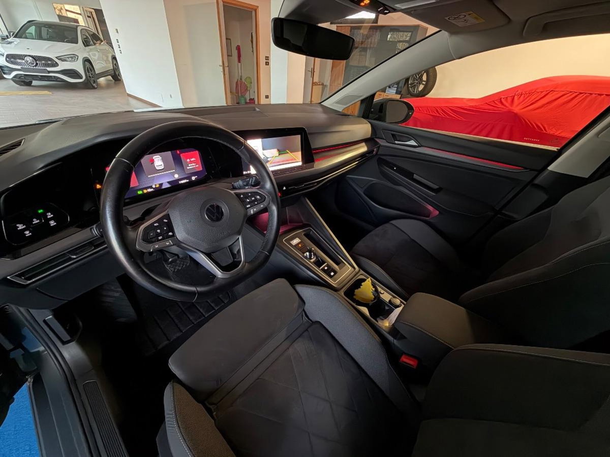 Volkswagen Golf 2.0 TDI 150 CV DSG SCR Style (12)