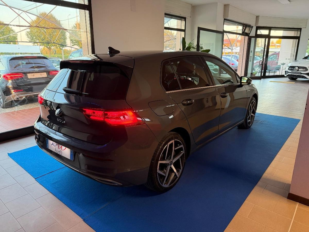 Volkswagen Golf 2.0 TDI 150 CV DSG SCR Style (6)
