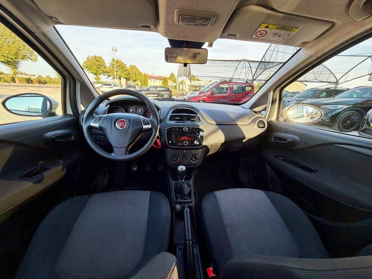 Fiat Punto 1.2 8V 5 porte Street (6)