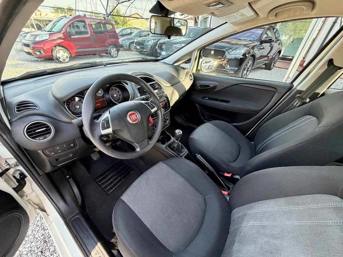 Fiat Punto 1.2 8V 5 porte Street (9)