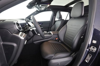 Mercedes-Benz GLC 300 4Matic Mild Hybrid AMG Premium (2)