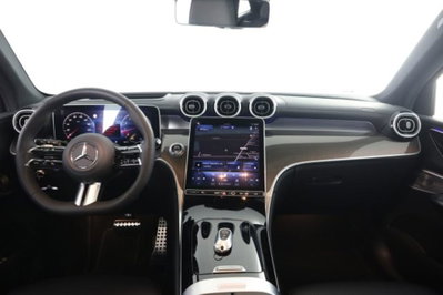 Mercedes-Benz GLC 300 4Matic Mild Hybrid AMG Premium (4)
