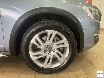 Volvo V60 Cross Country D3 Geartronic Kinetic (5)