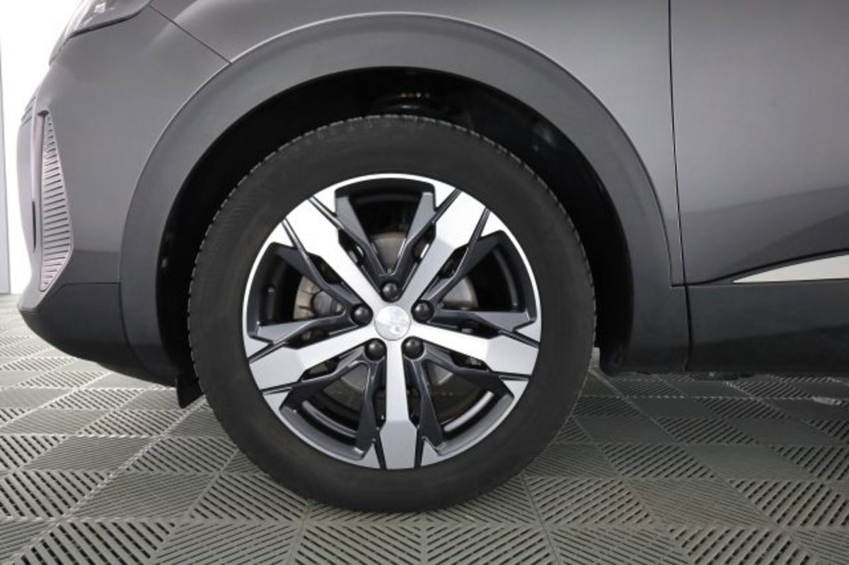 Peugeot 3008 PureTech Turbo 130 S&S EAT8 Allure (8)