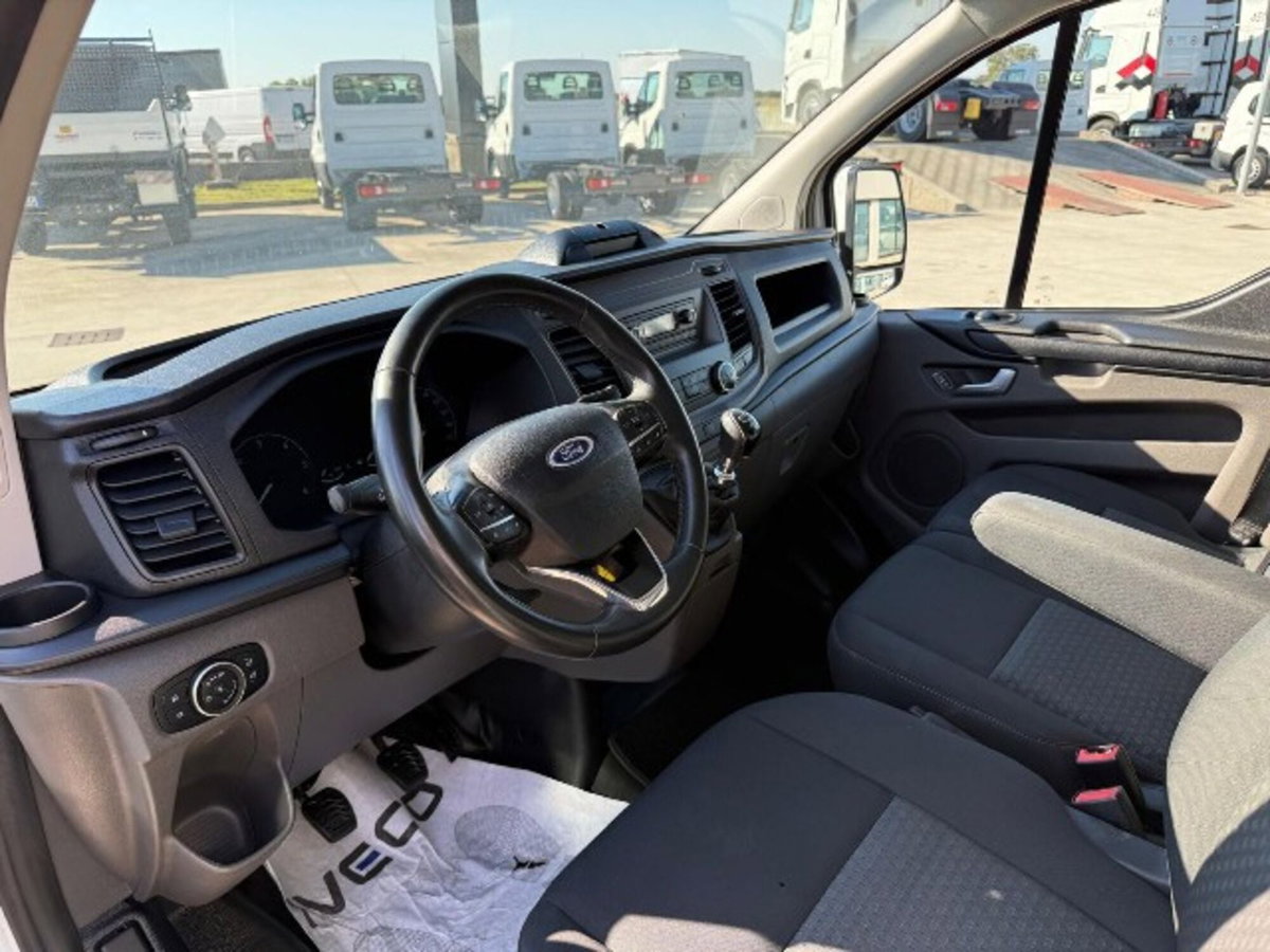 Ford Transit Custom Furgone 300 2.0 EcoBlue 130 PC Furgone Trend (7)