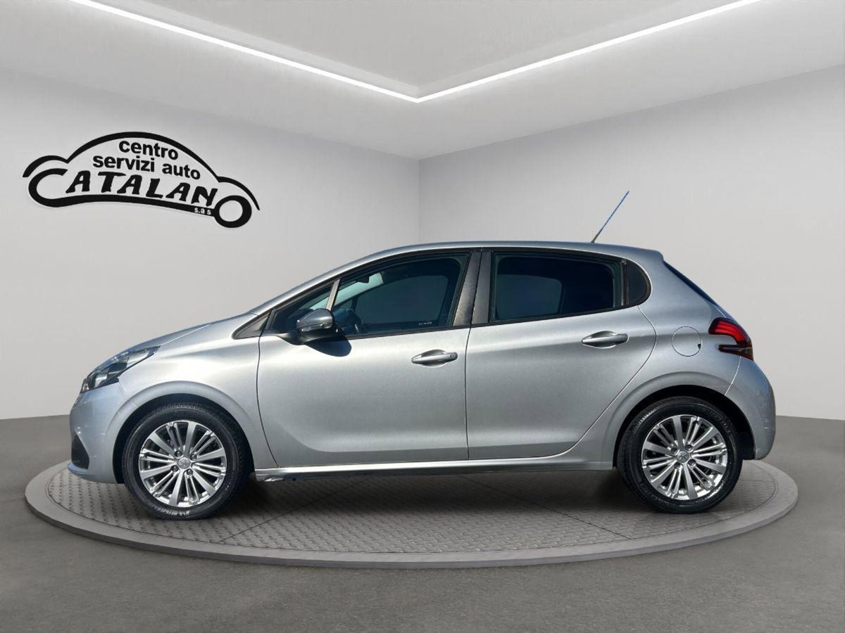 Peugeot 208 75 5 porte Allure (2)