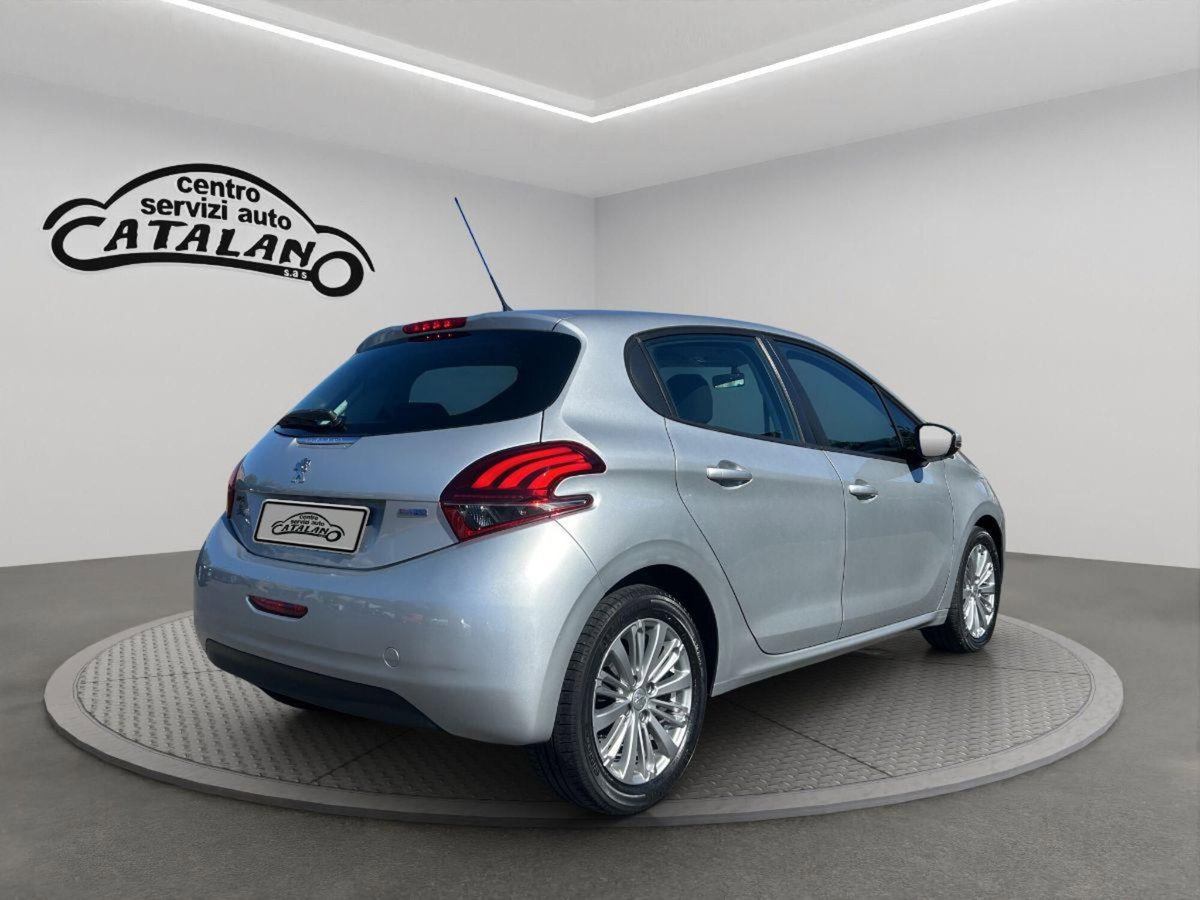 Peugeot 208 75 5 porte Allure (5)