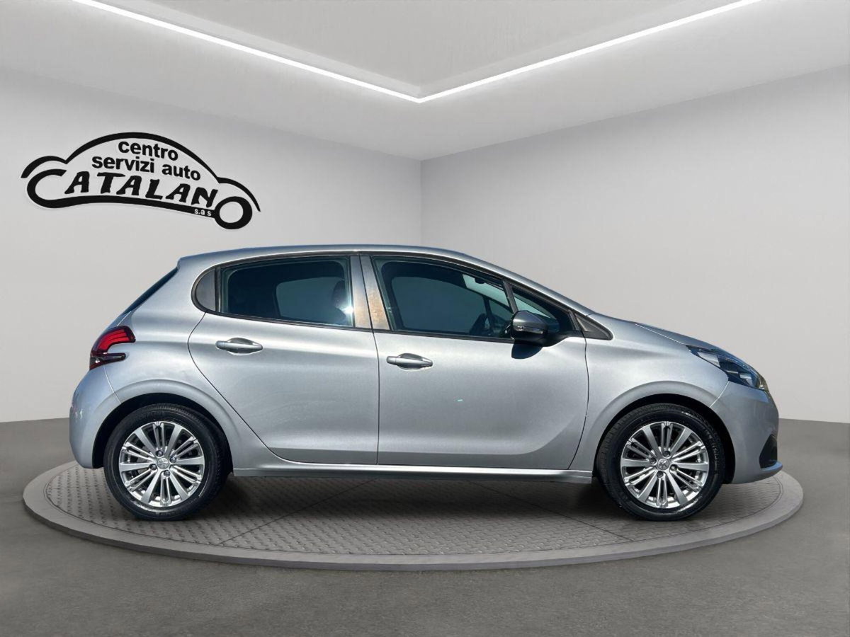 Peugeot 208 75 5 porte Allure (6)