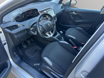 Peugeot 208 75 5 porte Allure (9)