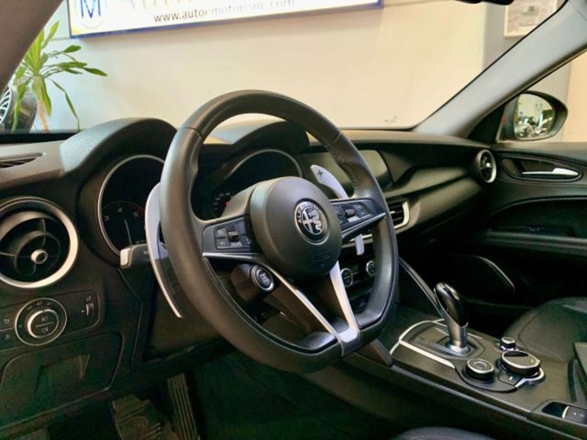 Alfa Romeo Stelvio 2.2 t Intensa Q4 210cv auto (11)