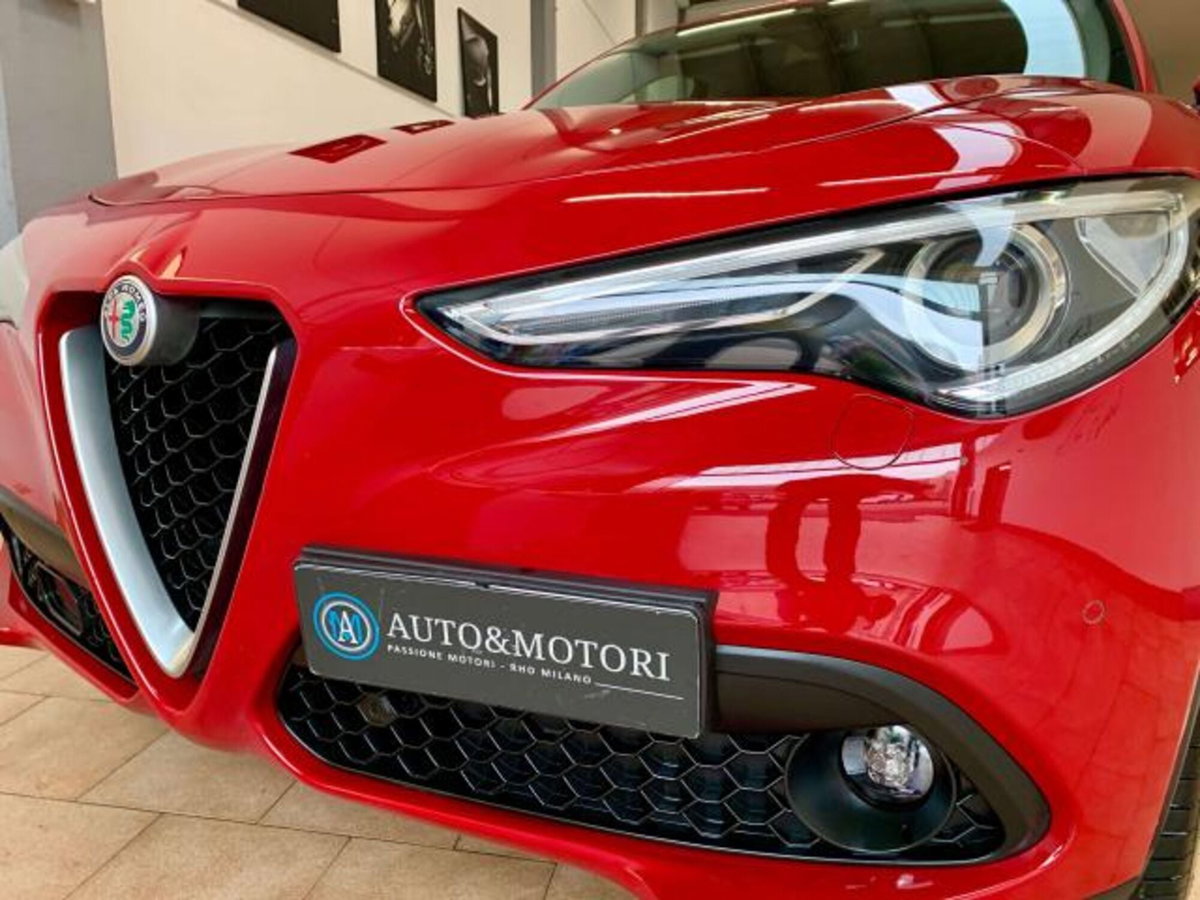 Alfa Romeo Stelvio 2.2 t Intensa Q4 210cv auto (8)