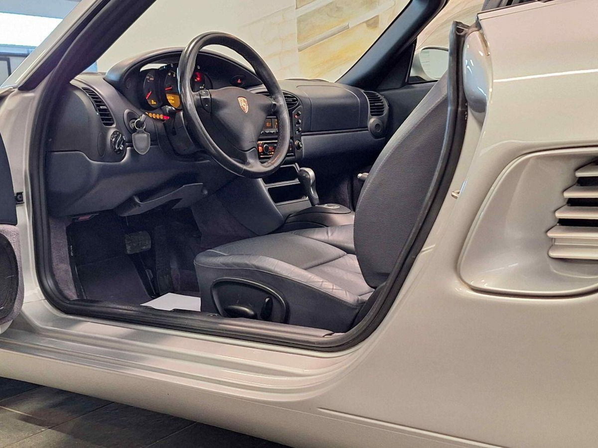 Porsche Boxster 2.7 (15)