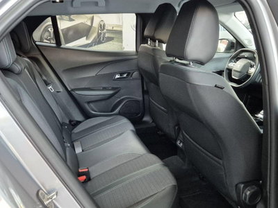 Peugeot 2008 BlueHDi 130 S&S EAT8 Allure Pack (11)