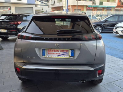 Peugeot 2008 BlueHDi 130 S&S EAT8 Allure Pack (13)
