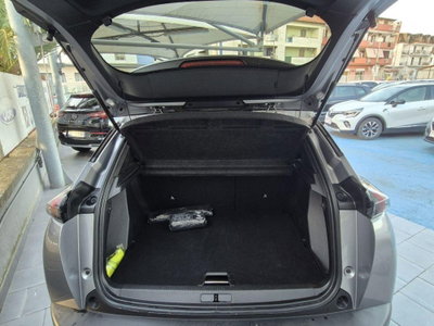 Peugeot 2008 BlueHDi 130 S&S EAT8 Allure Pack (15)