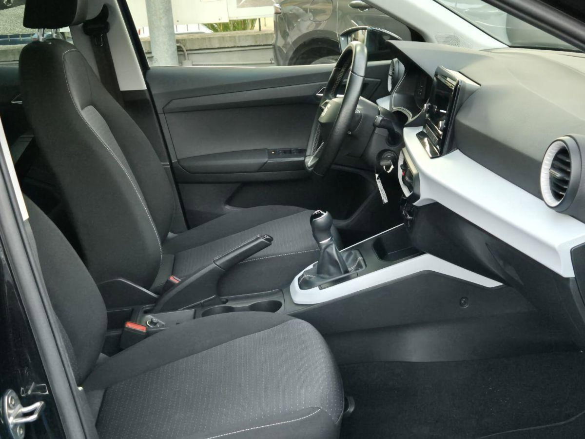 SEAT Arona 1.0 EcoTSI XCELLENCE (19)