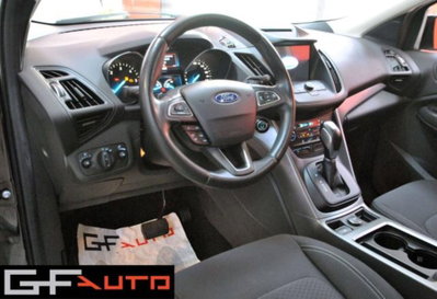 Ford Kuga 1.5 TDCI 120 CV S&S 2WD Titanium (6)
