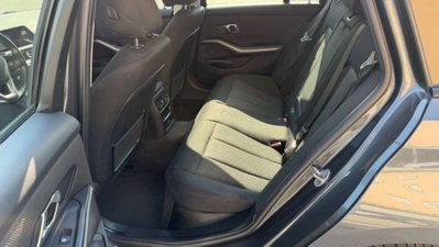 BMW Serie 3 Touring 318d 48V  Business Advantage (13)