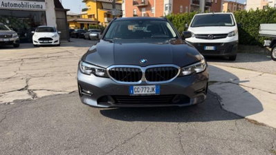 BMW Serie 3 Touring 318d 48V  Business Advantage (2)