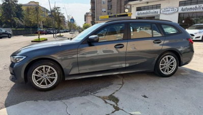 BMW Serie 3 Touring 318d 48V  Business Advantage (4)