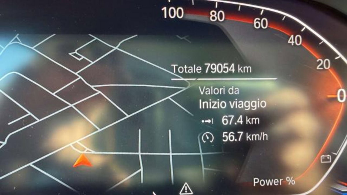 BMW Serie 3 Touring 318d 48V  Business Advantage (7)