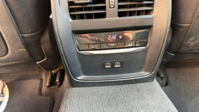 BMW Serie 3 Touring 318d 48V  Business Advantage (9)