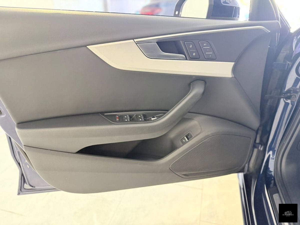 Audi A4 Avant 35 TDI S tronic Design (17)