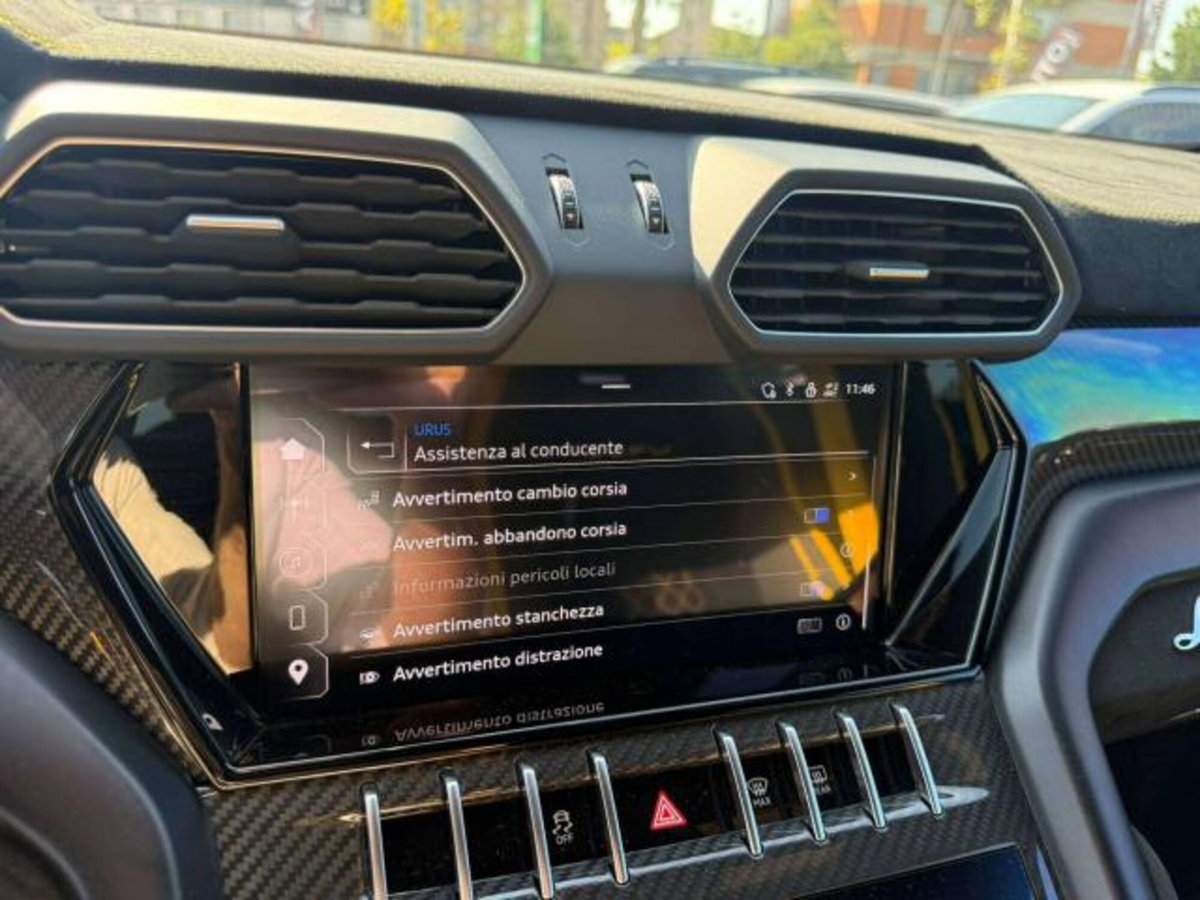 Lamborghini Urus 4.0 V8 Performante auto (14)