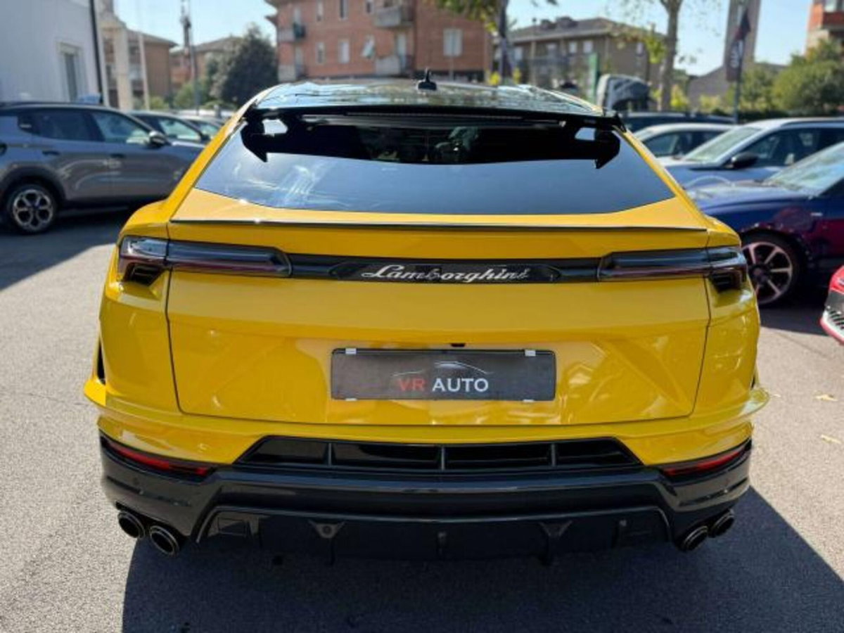 Lamborghini Urus 4.0 V8 Performante auto (5)