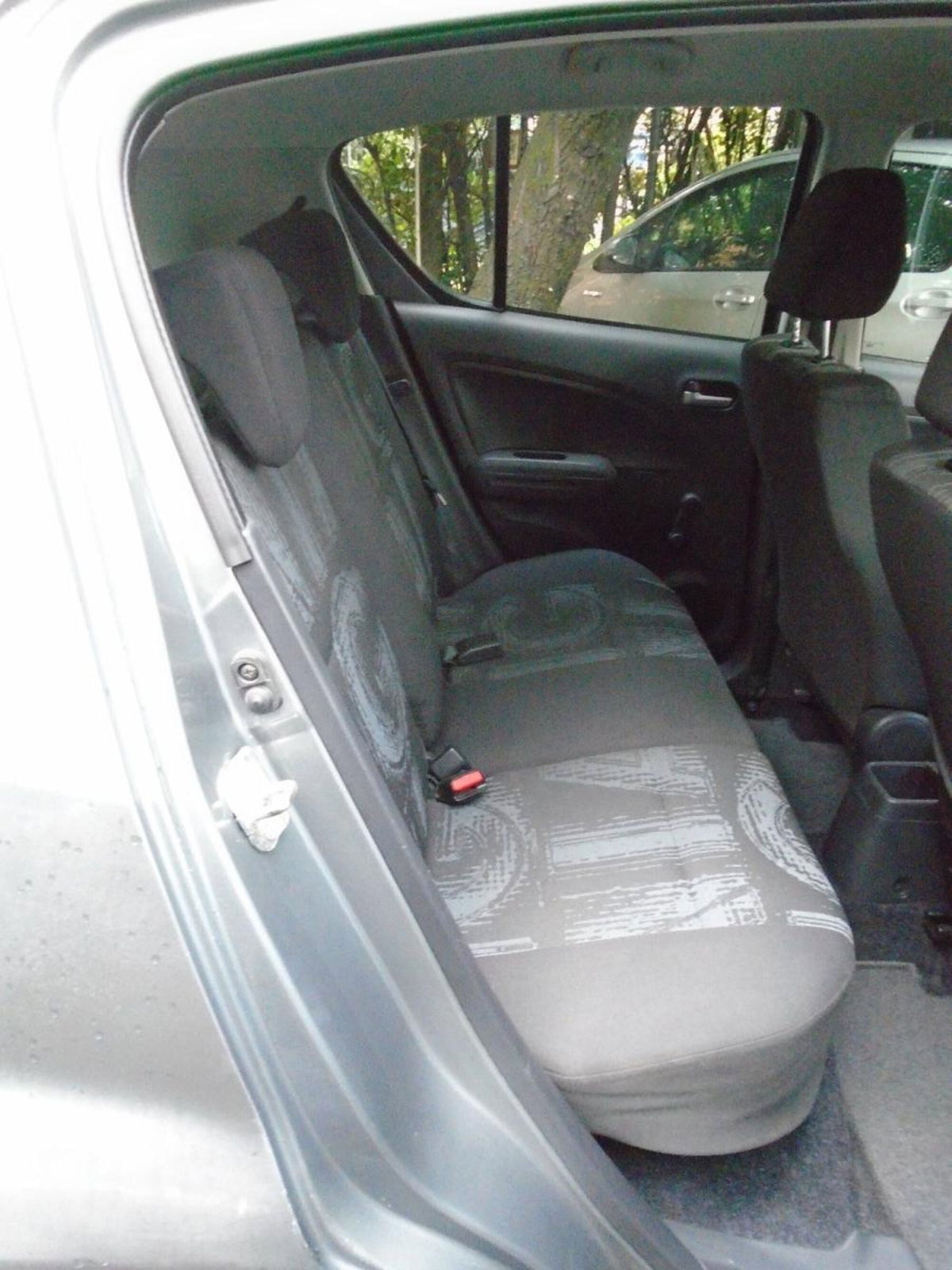 Opel Agila 1.2 16V 94CV Enjoy (19)