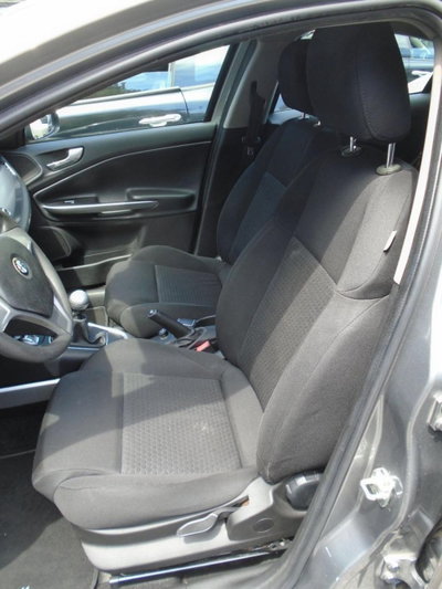 Alfa Romeo Giulietta 1.4 tb Giulietta 105cv (8)