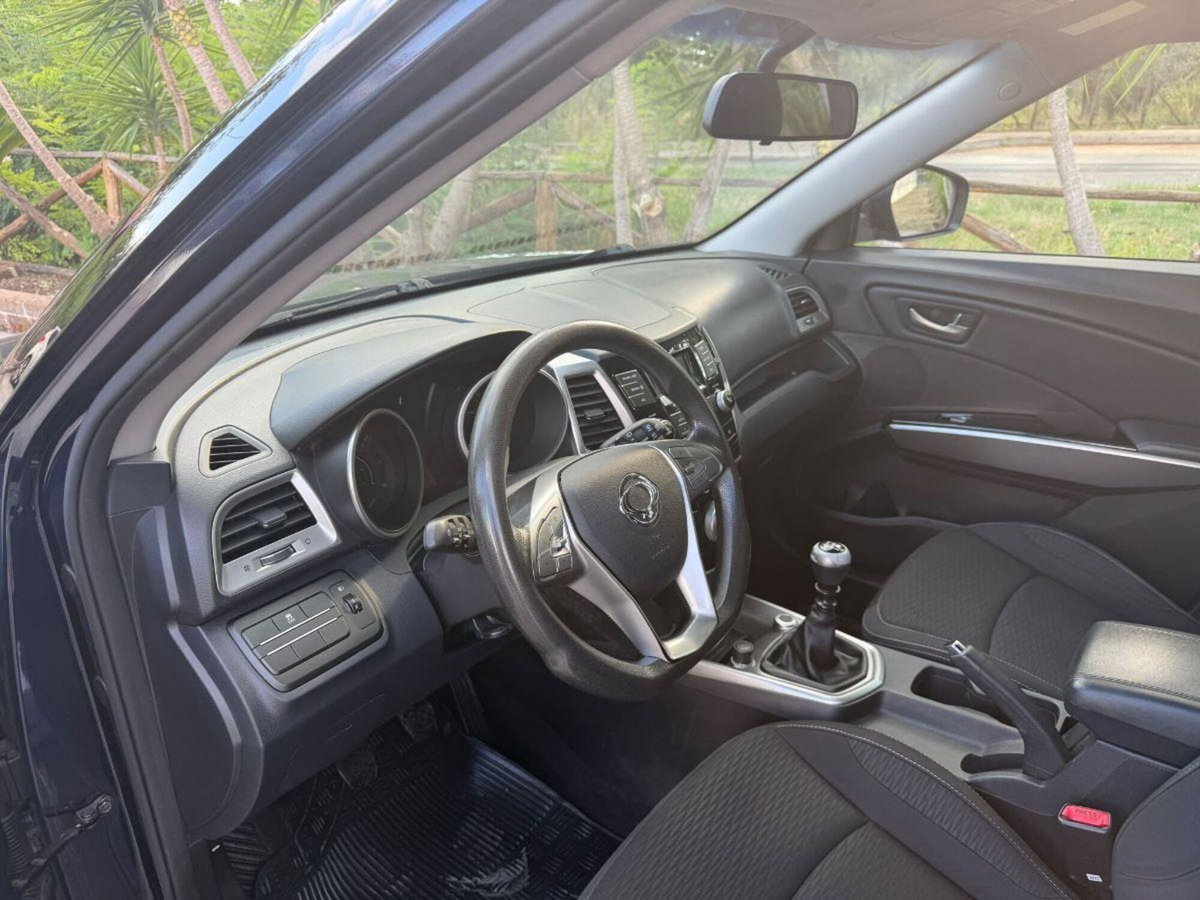 Ssangyong Tivoli 1.6d 2WD Be (9)