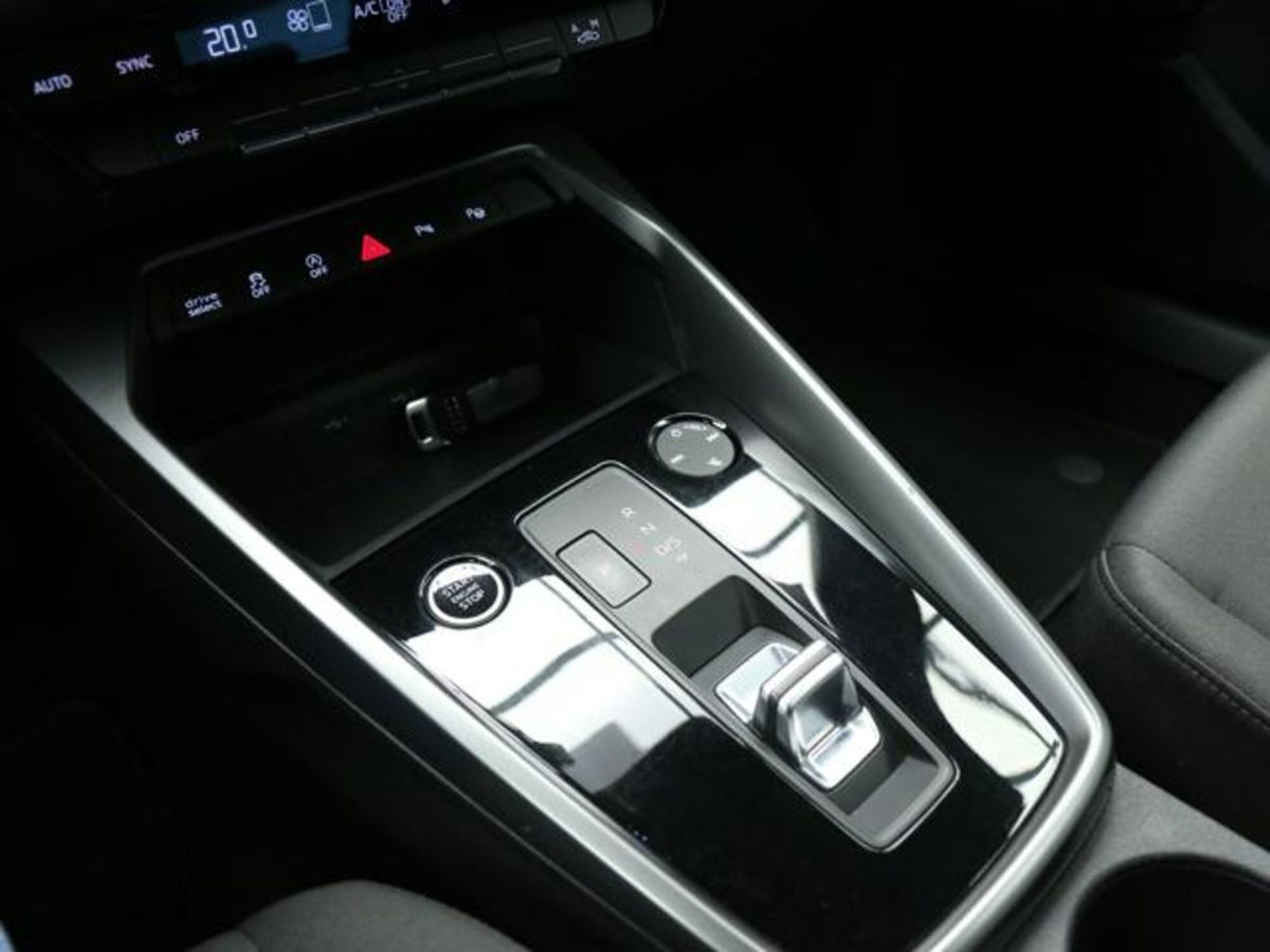 Audi A3 Sportback 30 TDI S tronic S line edition (13)