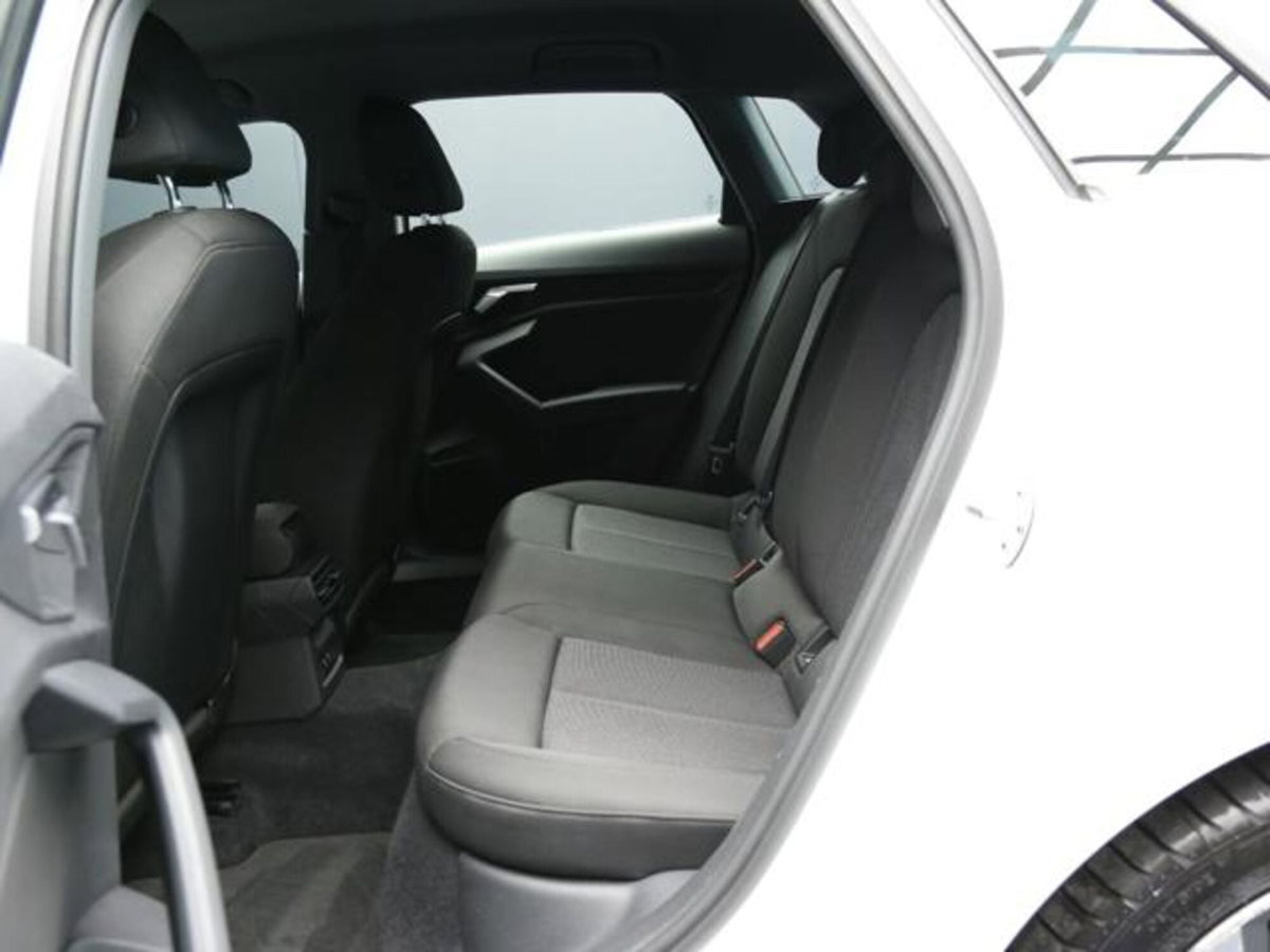 Audi A3 Sportback 30 TDI S tronic S line edition (6)