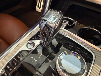BMW Serie 8 Coupé 840d xDrive (15)