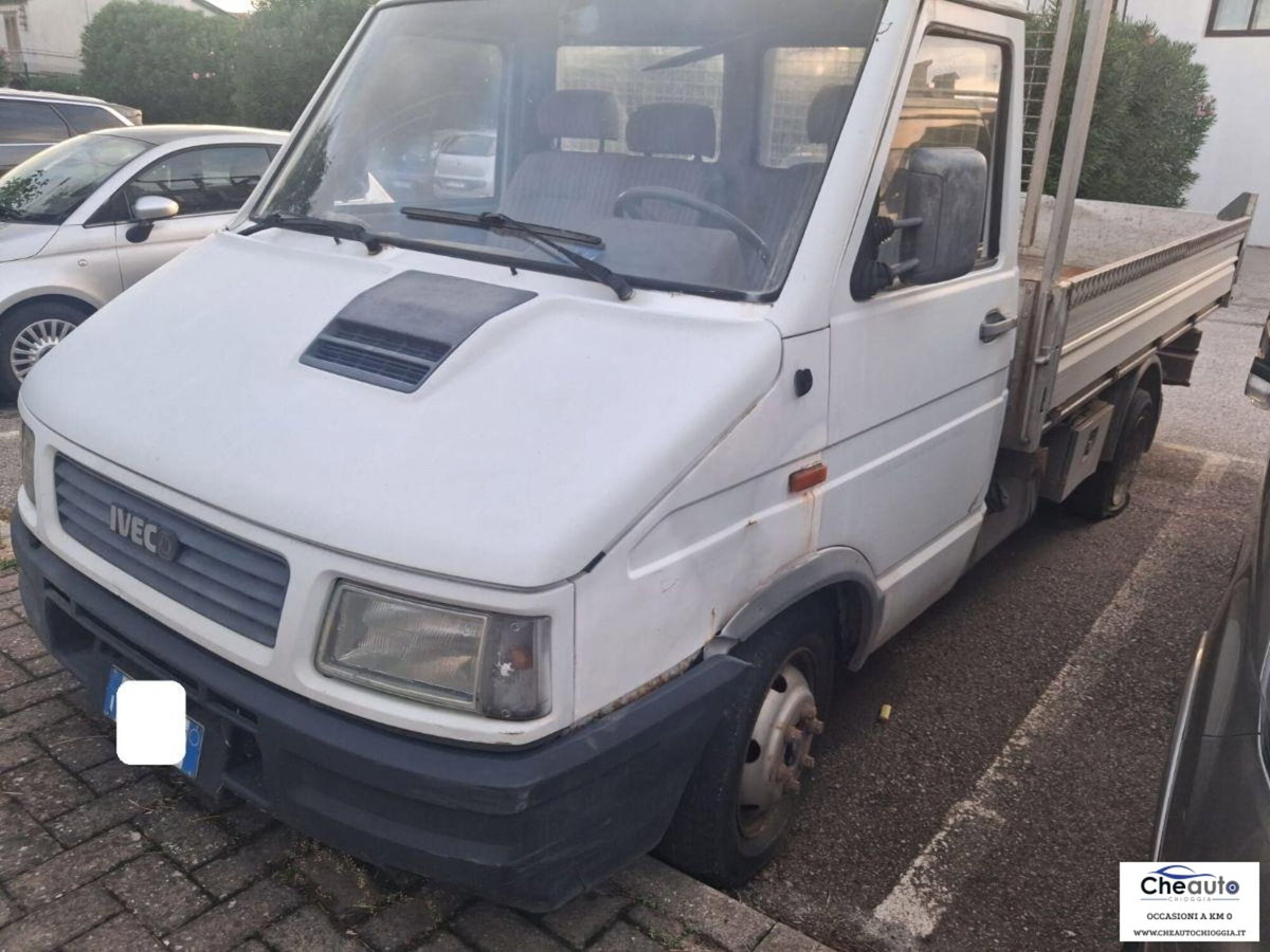 Iveco Daily Telaio 30.8 2.5 Diesel PC Cabinato (4)