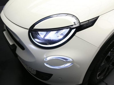 Fiat 600 1.2 hybrid La Prima 110cv auto (11)