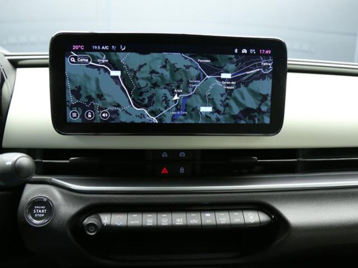 Fiat 600 1.2 hybrid La Prima 110cv auto (14)