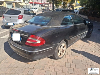 Mercedes-Benz CLK 200 Kompr. cat Cabrio Avantgarde (4)