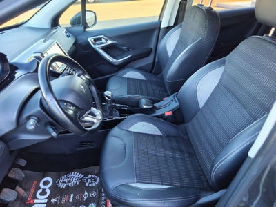 Peugeot 2008 120 S&S Allure (10)